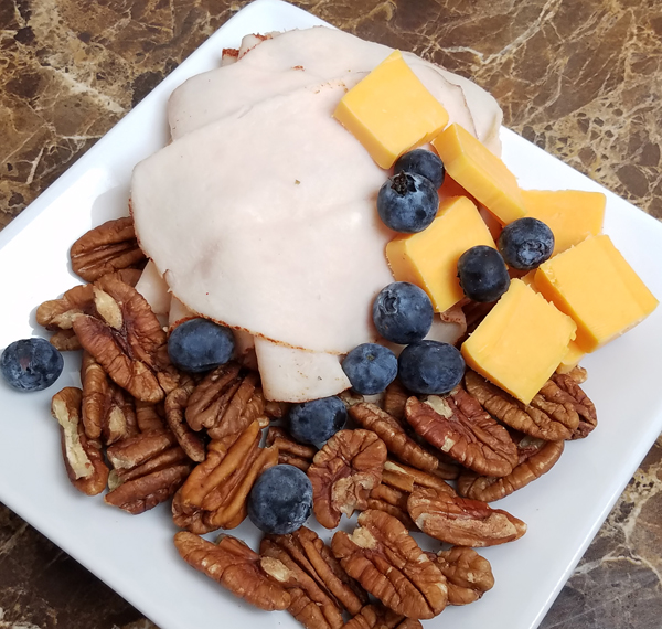 Healthy LCHF Keto Snack Plate Lunch