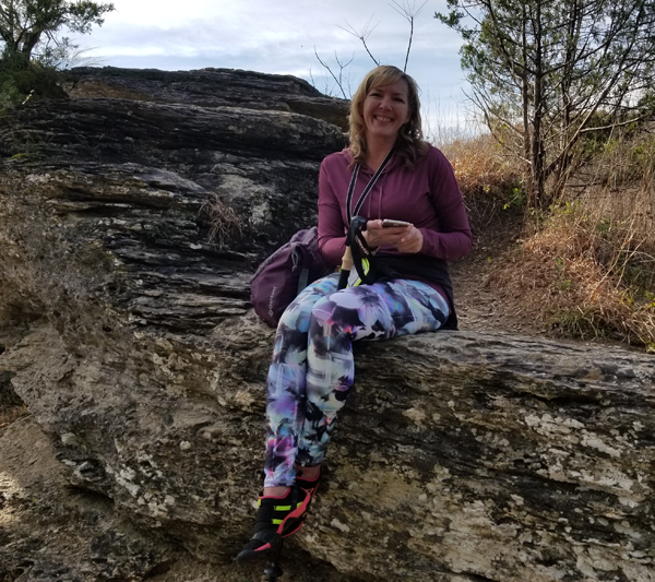 Hiking at Window Cliffs